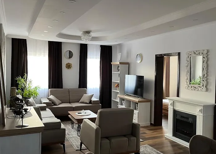 Airport Sky Apartments Lux