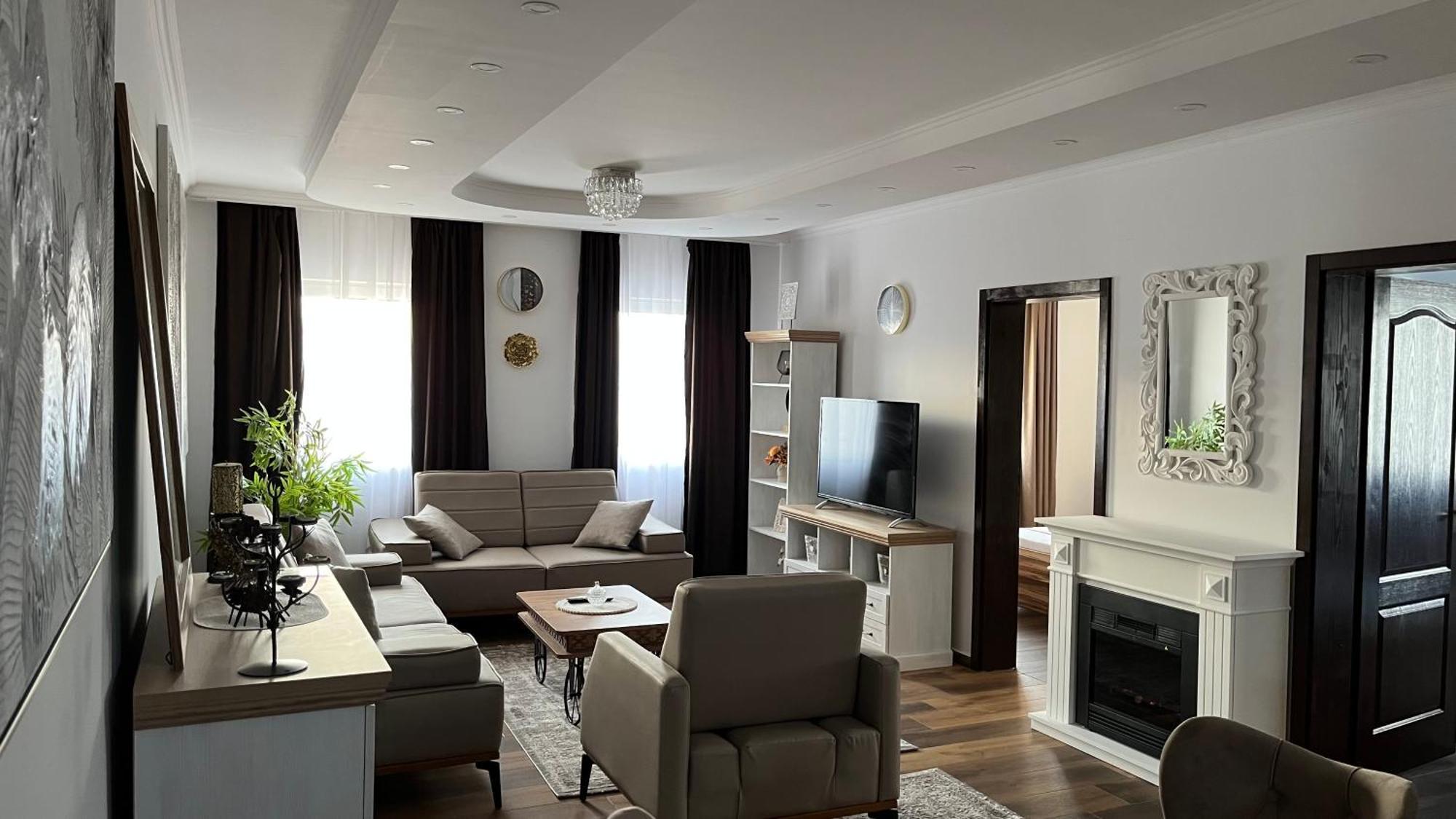 Appartamento Airport Sky Lux *